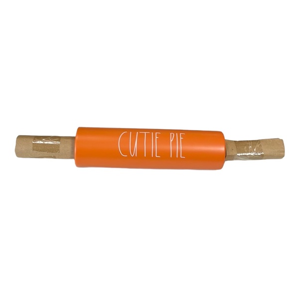 NEW Rae Dunn CUTIE PIE Rolling Pin πππ©βπ³π©βπ³ππ - Picture 3 of 5